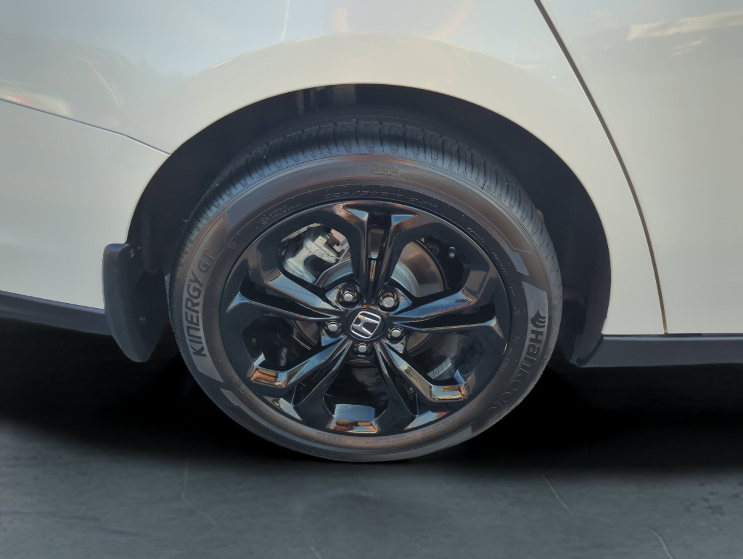2025 Honda Accord SE - Photo 35