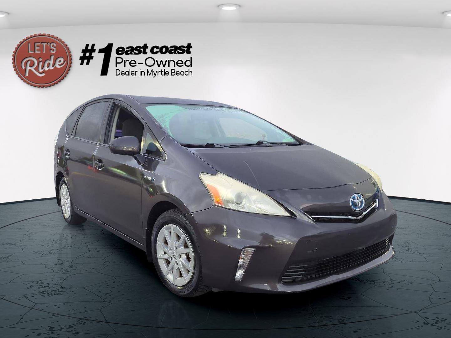 2014 Toyota Prius V Three photo 4