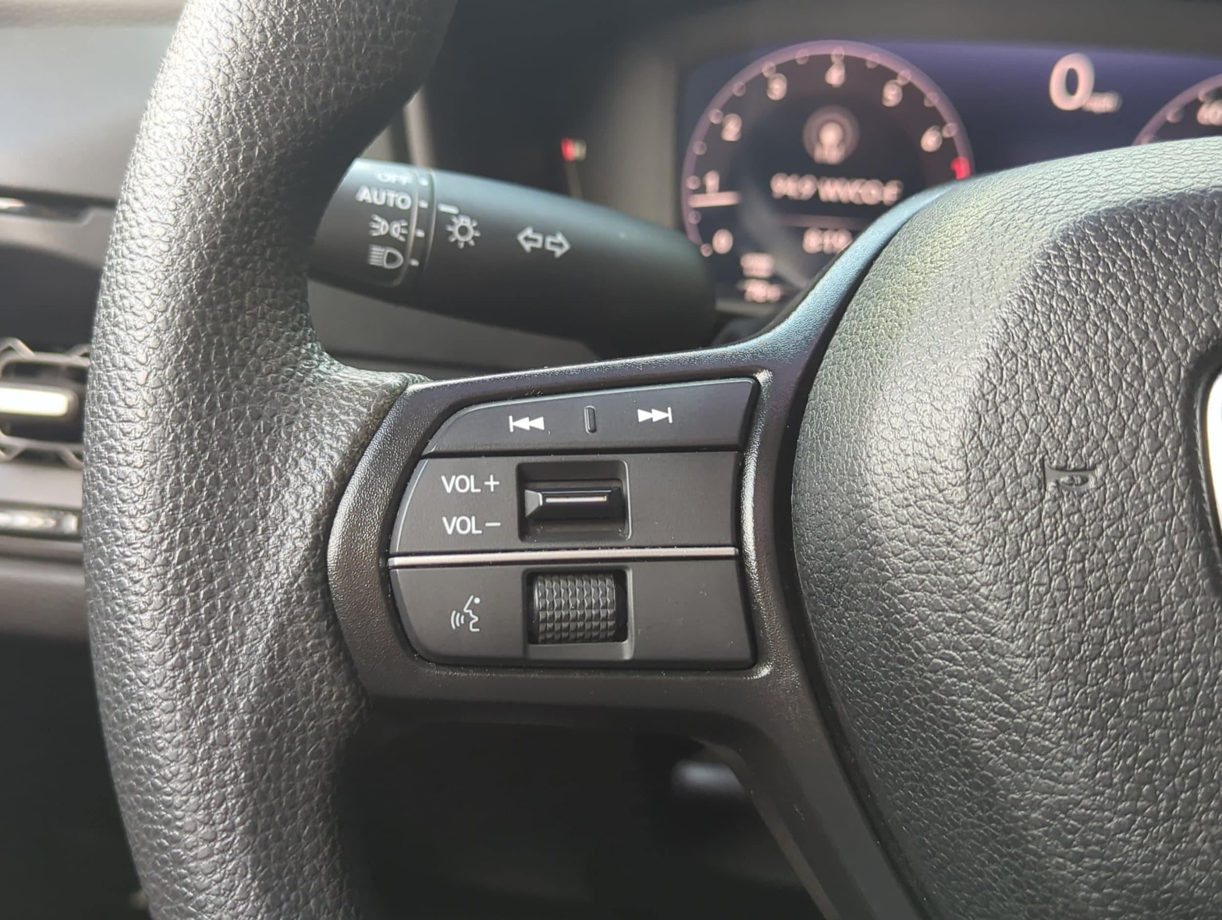 2024 Honda Accord EX - Photo 19