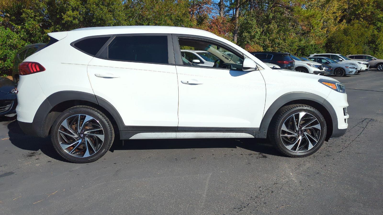 2020 Hyundai Tucson Sport photo 4