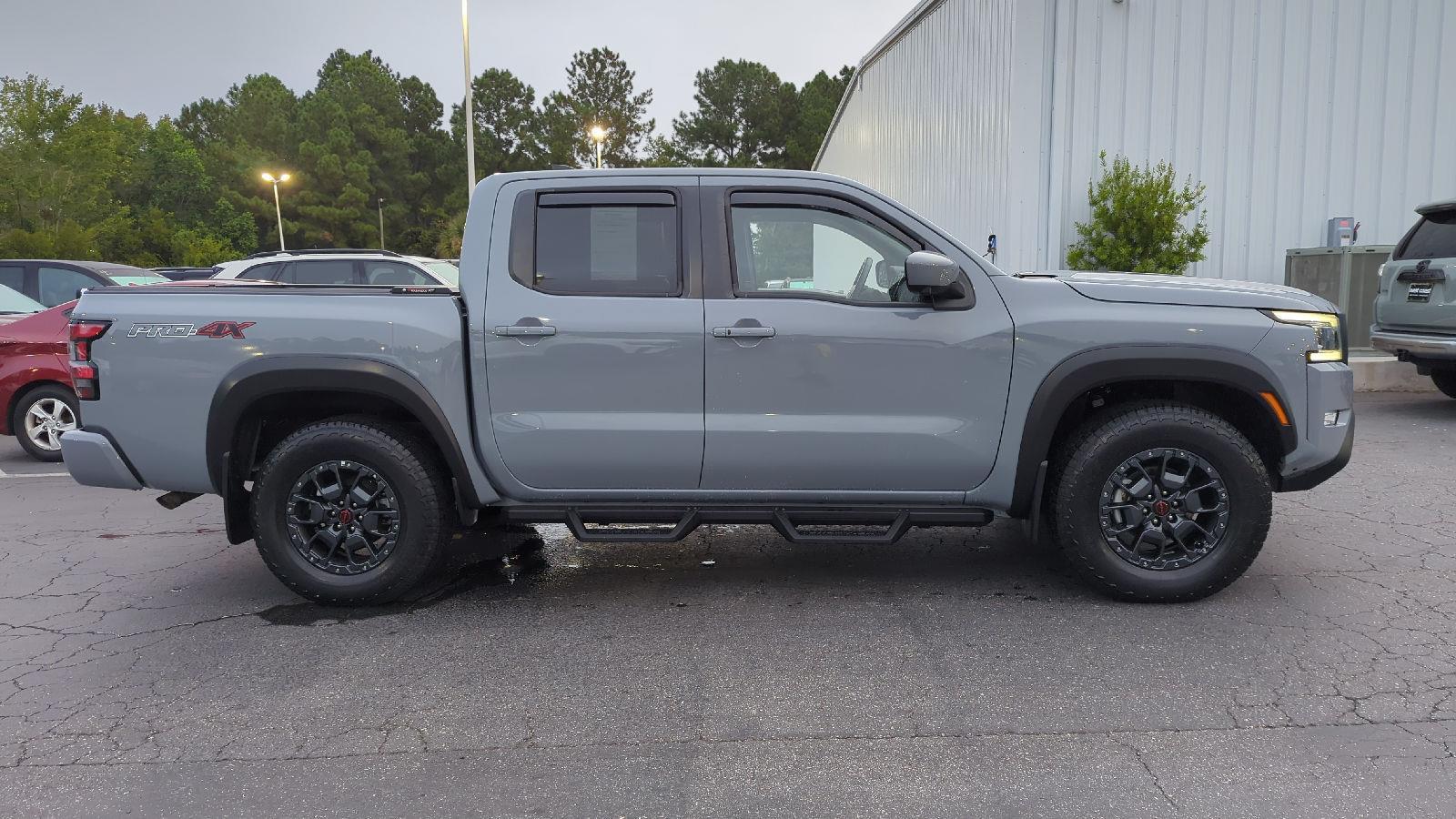 2023 Nissan Frontier PRO-4X photo 4
