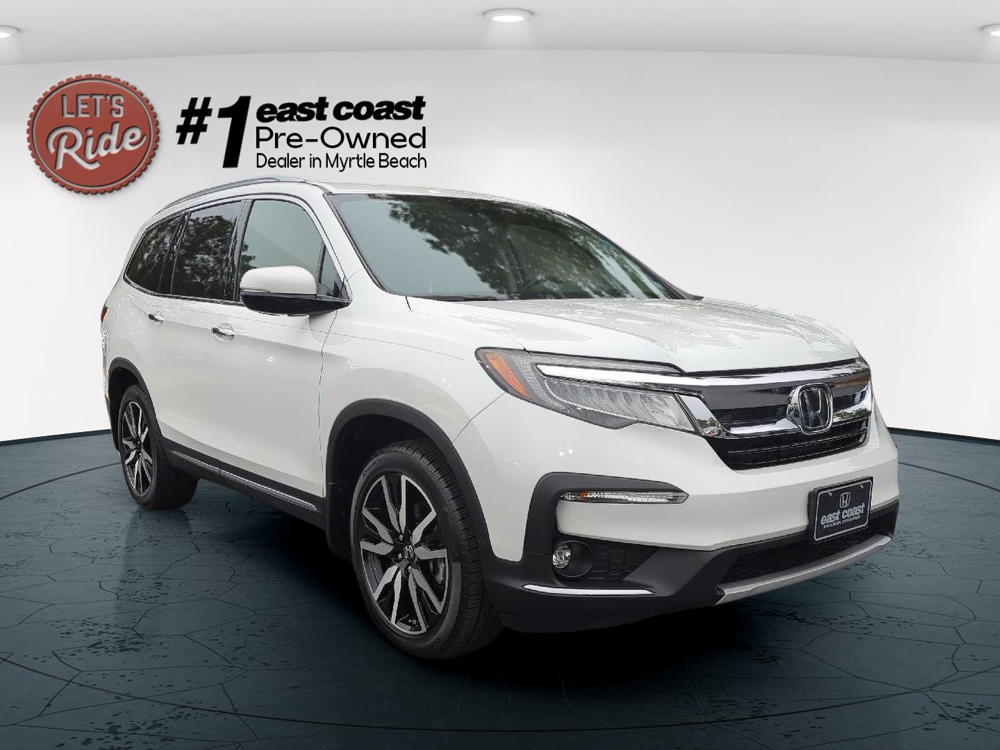 2021 Honda Pilot Elite's photo