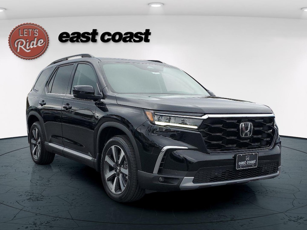 New 2025 Honda Pilot Touring SUV