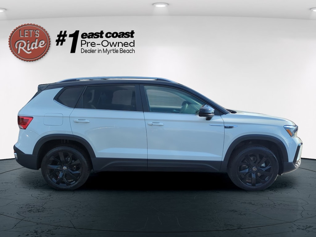 Used 2023 Volkswagen Taos SE SUV
