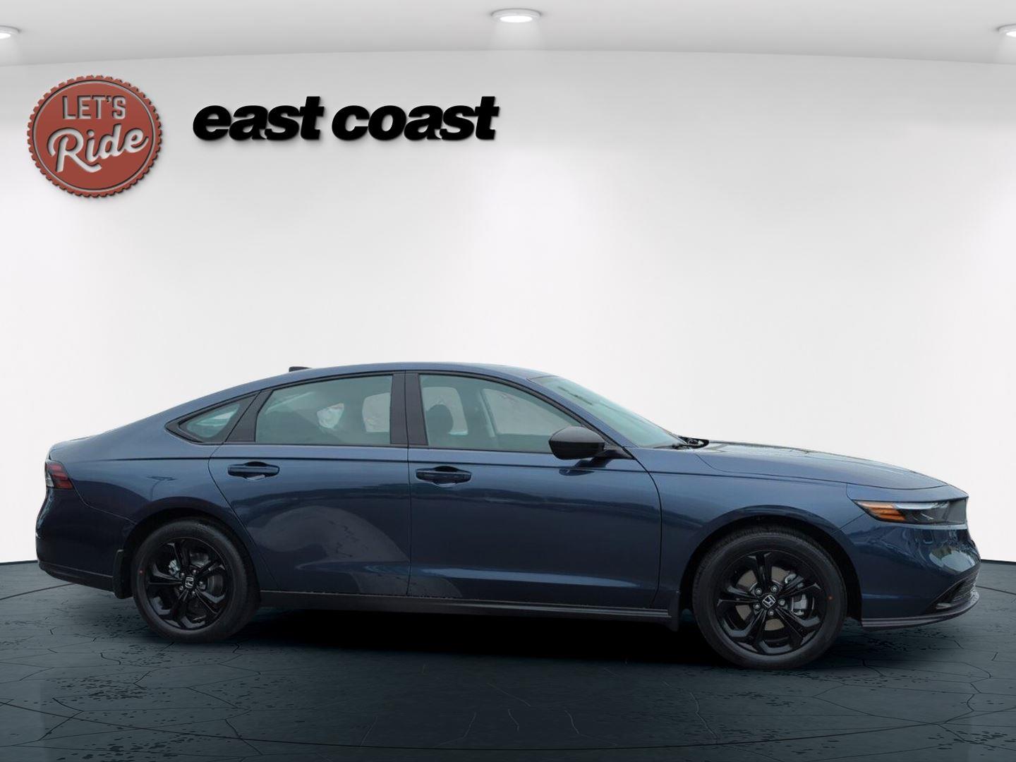2025 Honda Accord SE photo 2