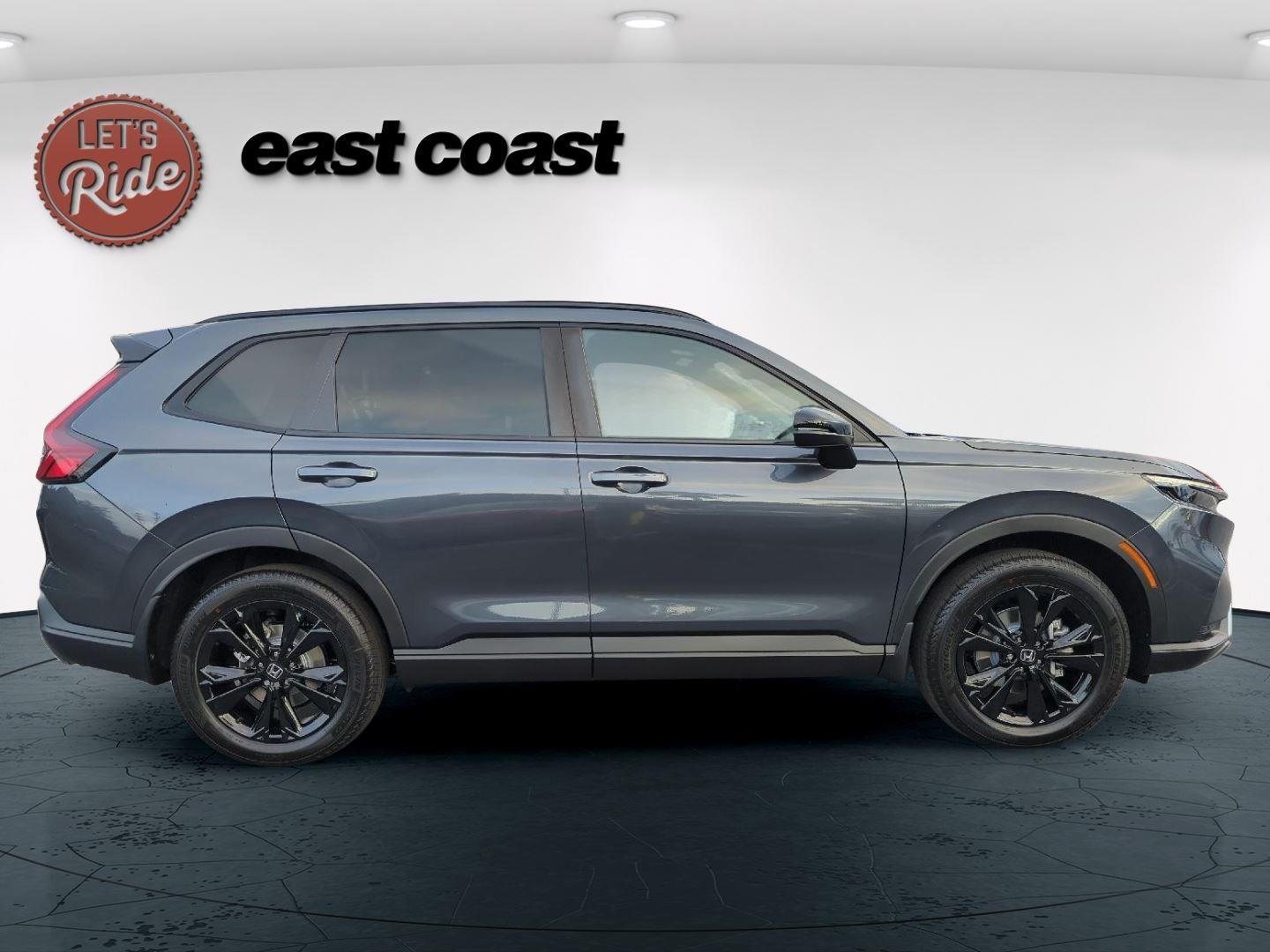 2026 Honda CR-V Hybrid Sport Touring photo 4