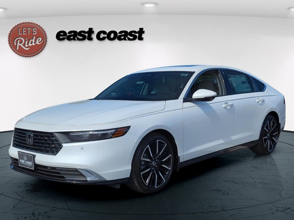 New 2025 Honda Accord Hybrid Touring Sedan