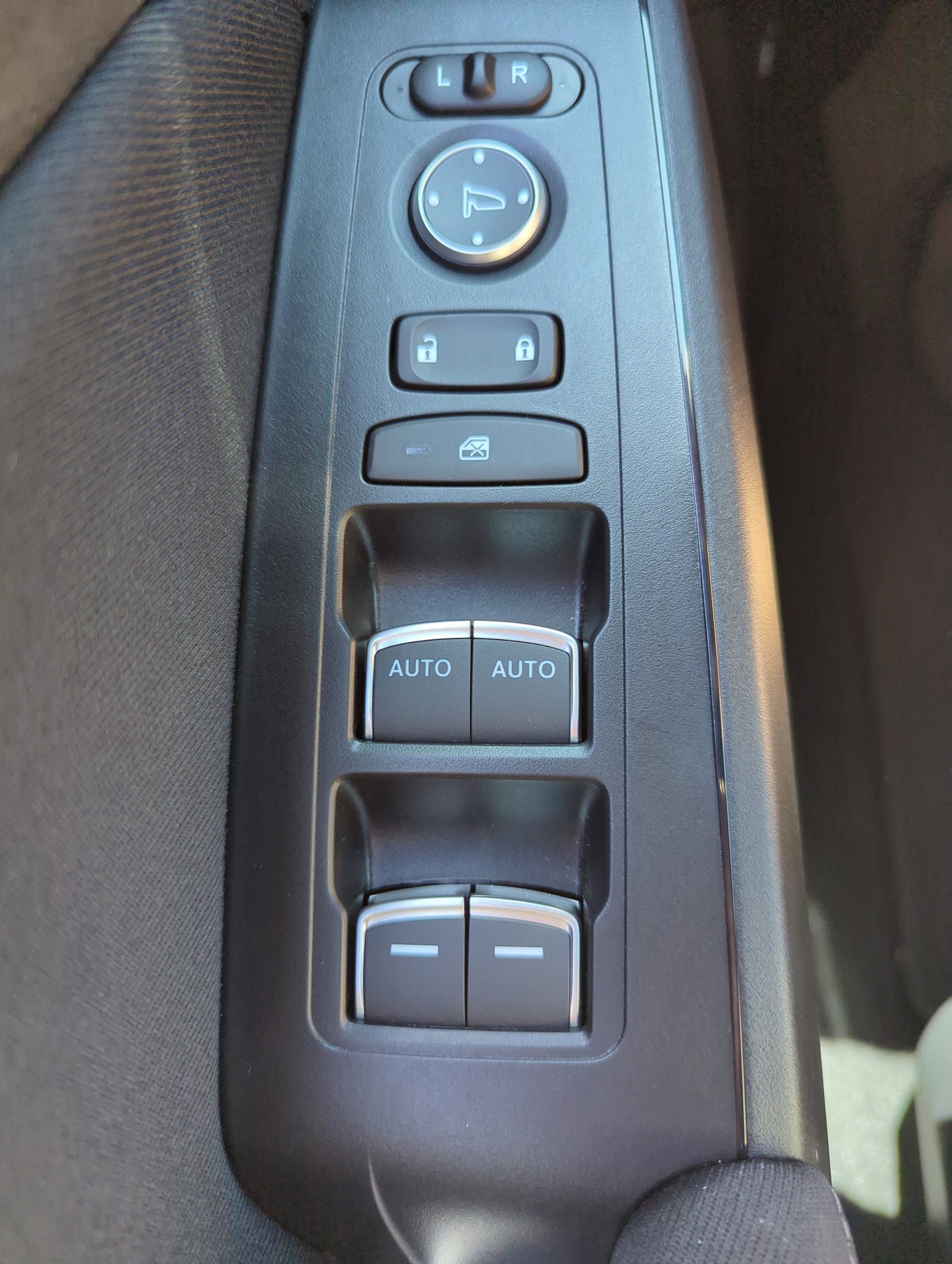 2025 Honda Civic Sport - Photo 25