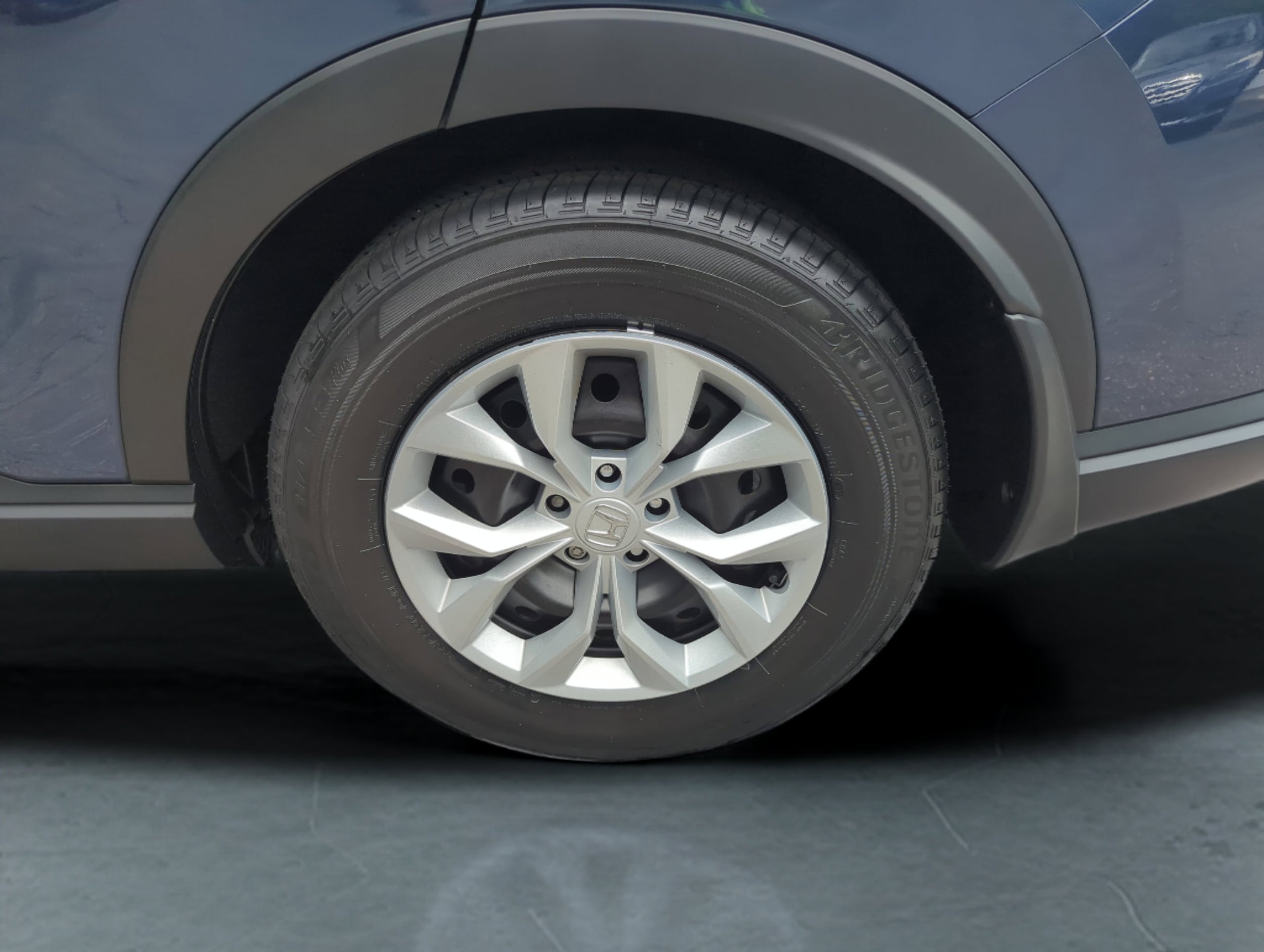 2023 Honda CR-V LX - Photo 27