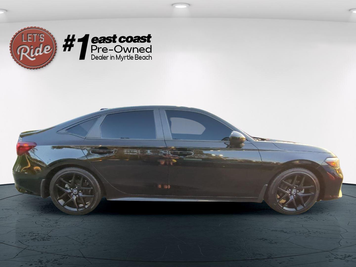 2025 Honda Civic Sport photo 4