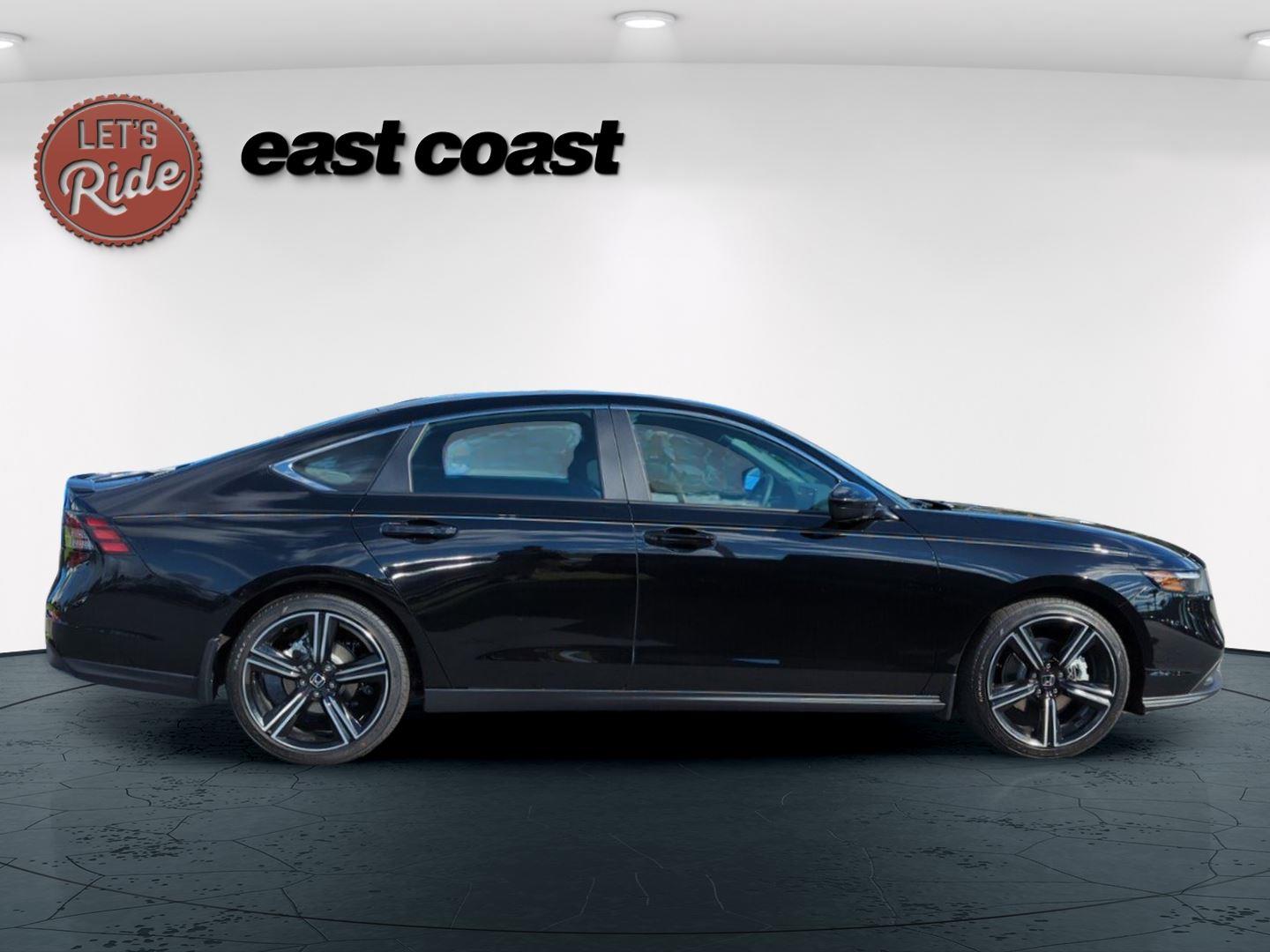 2025 Honda Accord Hybrid Sport photo 4