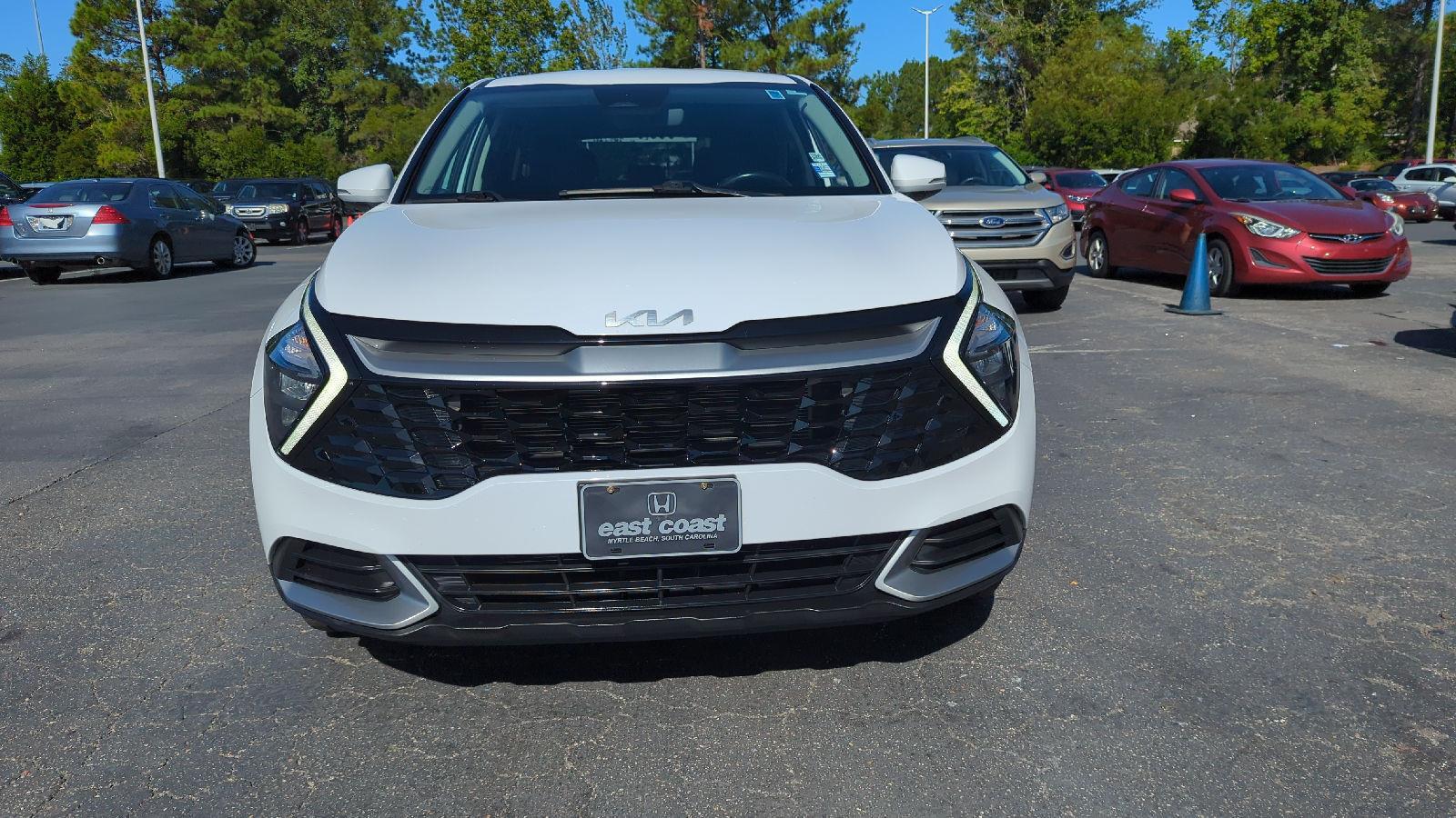 2023 Kia Sportage EX photo 2