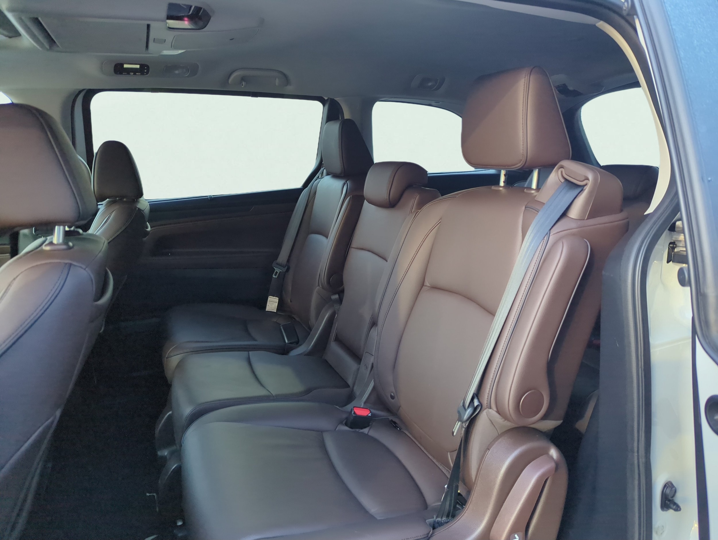 2025 Honda Odyssey Touring - Photo 17