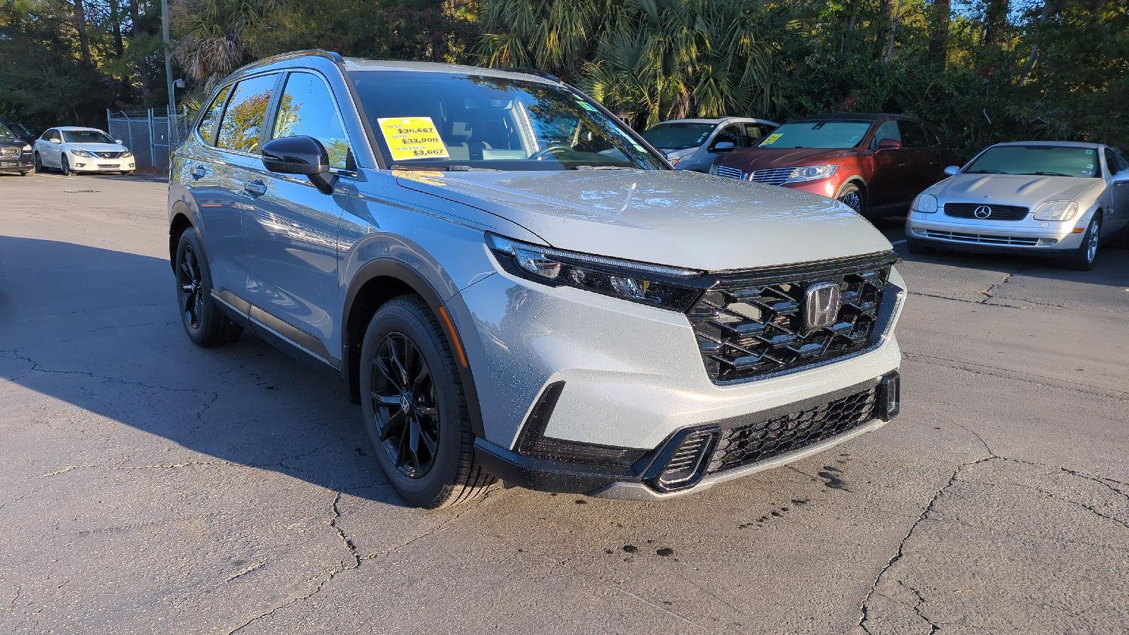 2023 Honda CR-V Hybrid Sport photo 3