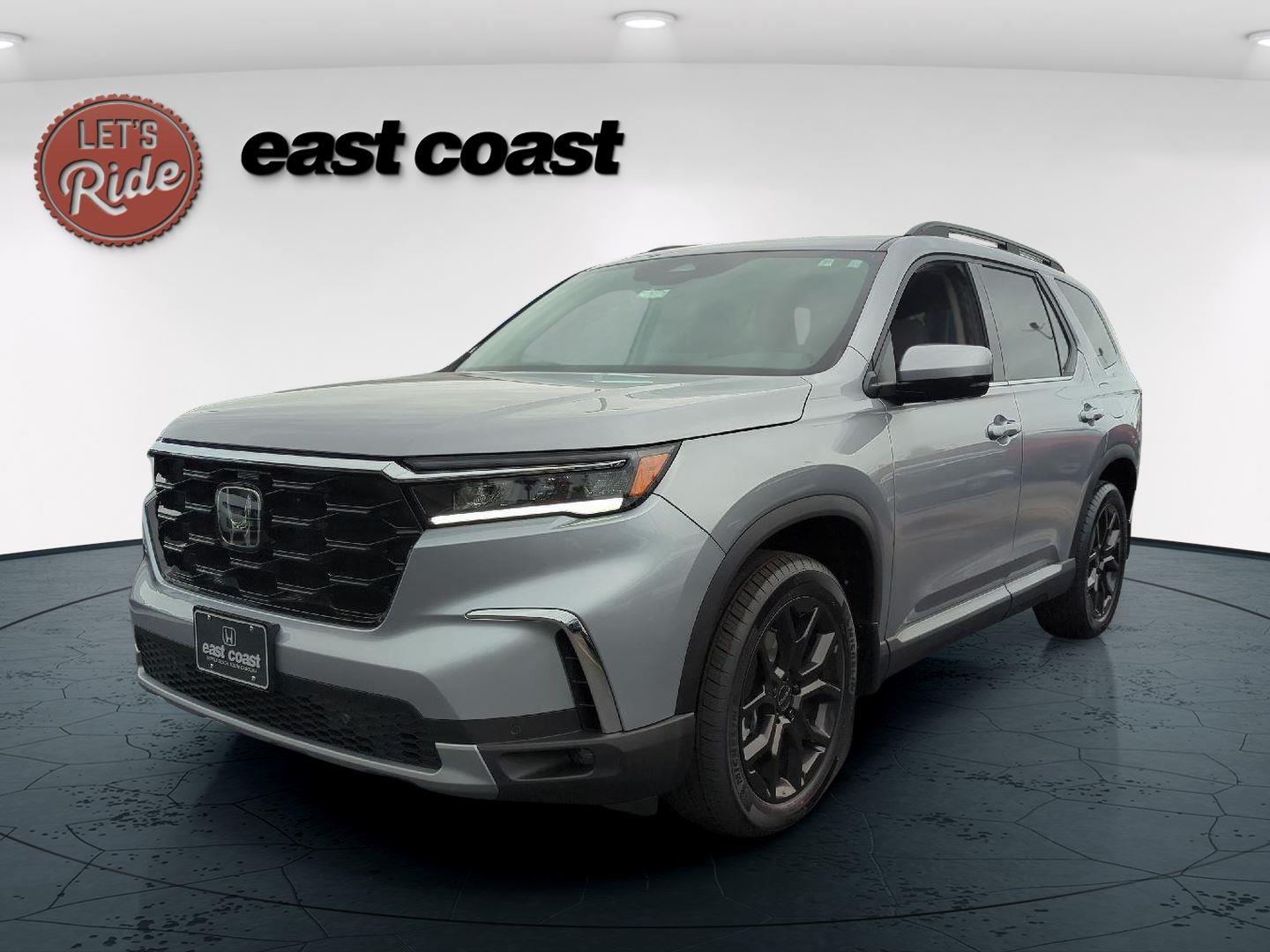 2025 Honda Pilot Touring's photo