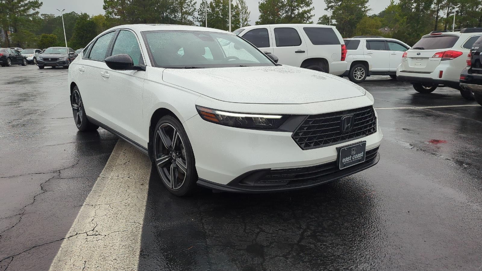 2024 Honda Accord Hybrid Sport photo 2