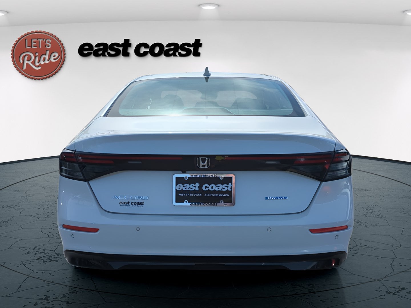 2026 Honda Accord Hybrid EX-L - Photo 8
