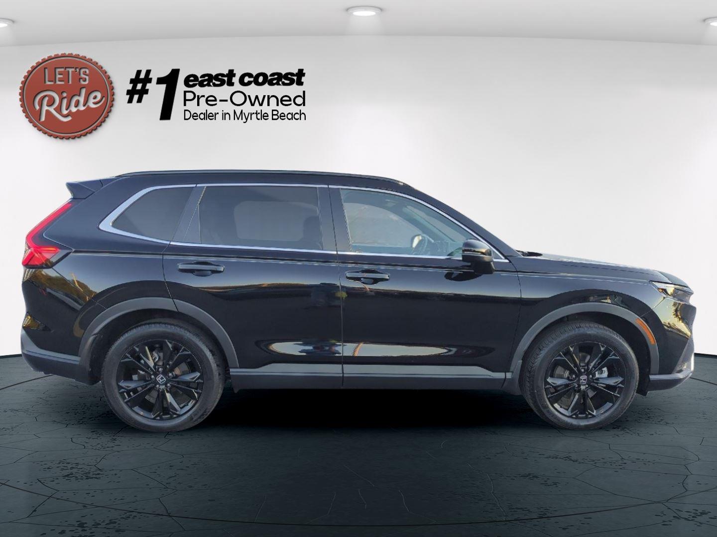 2023 Honda CR-V Hybrid Sport Touring photo 4