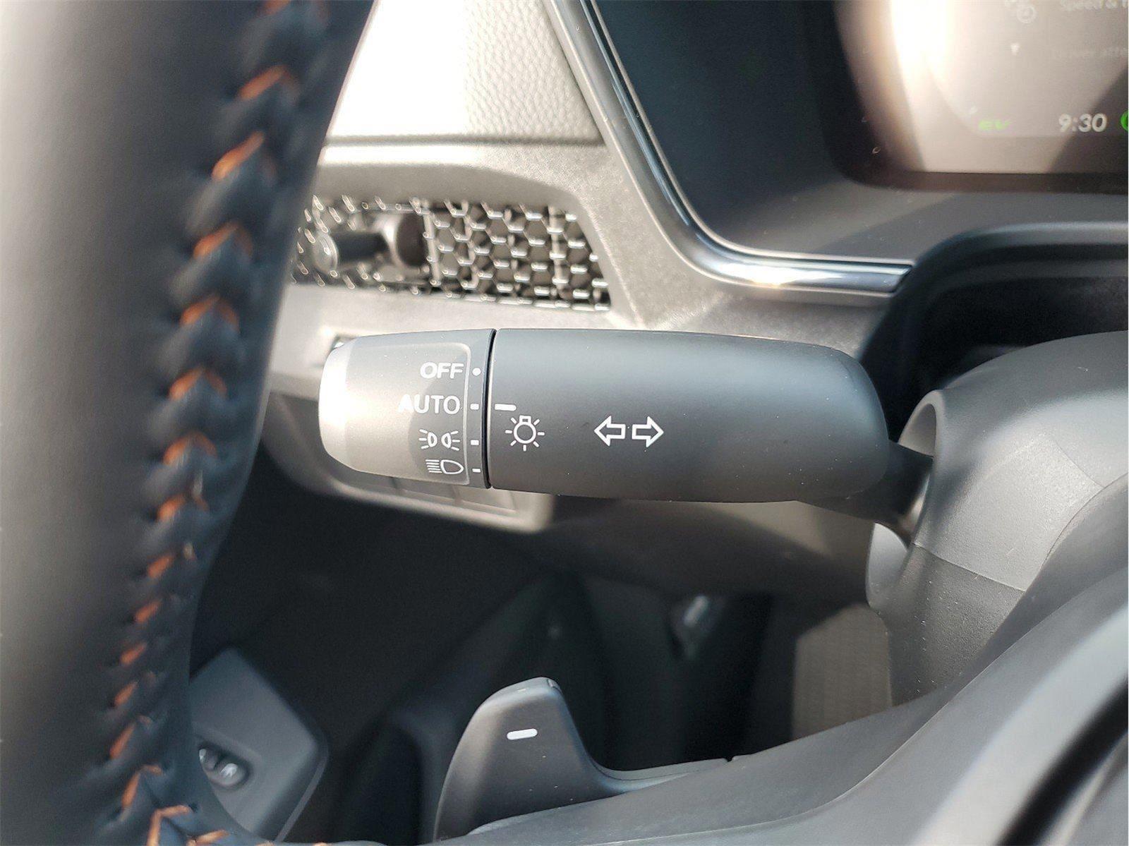 2025 Honda CR-V Hybrid Sport photo 2