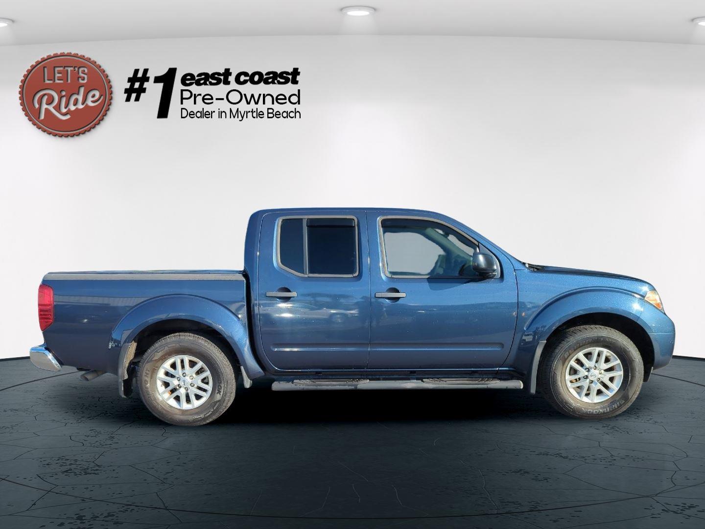 2019 Nissan Frontier SV photo 2