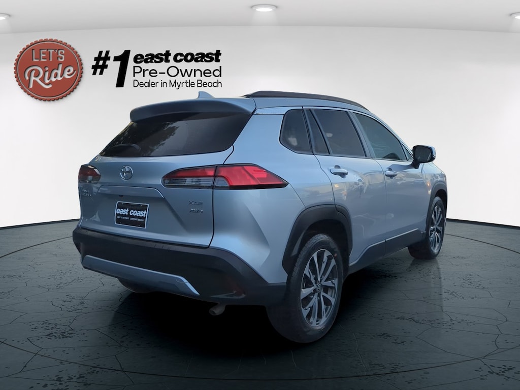 Used 2023 Toyota Corolla Cross XLE SUV