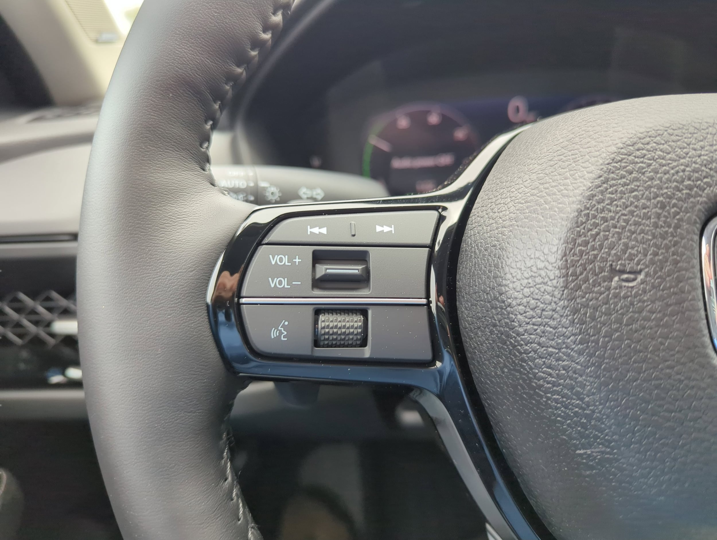 2026 Honda Accord Hybrid Touring - Photo 20