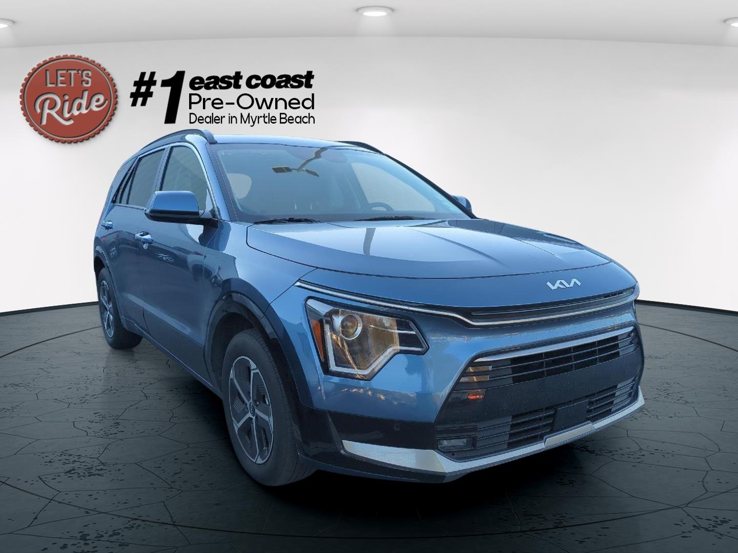 2025 Kia Niro SX's photo