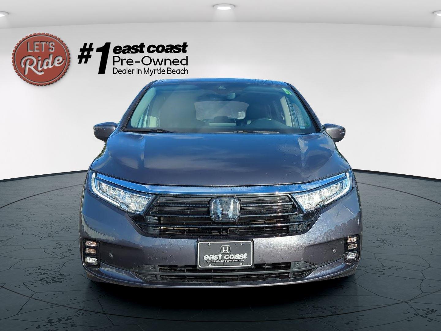 2023 Honda Odyssey Touring photo 2
