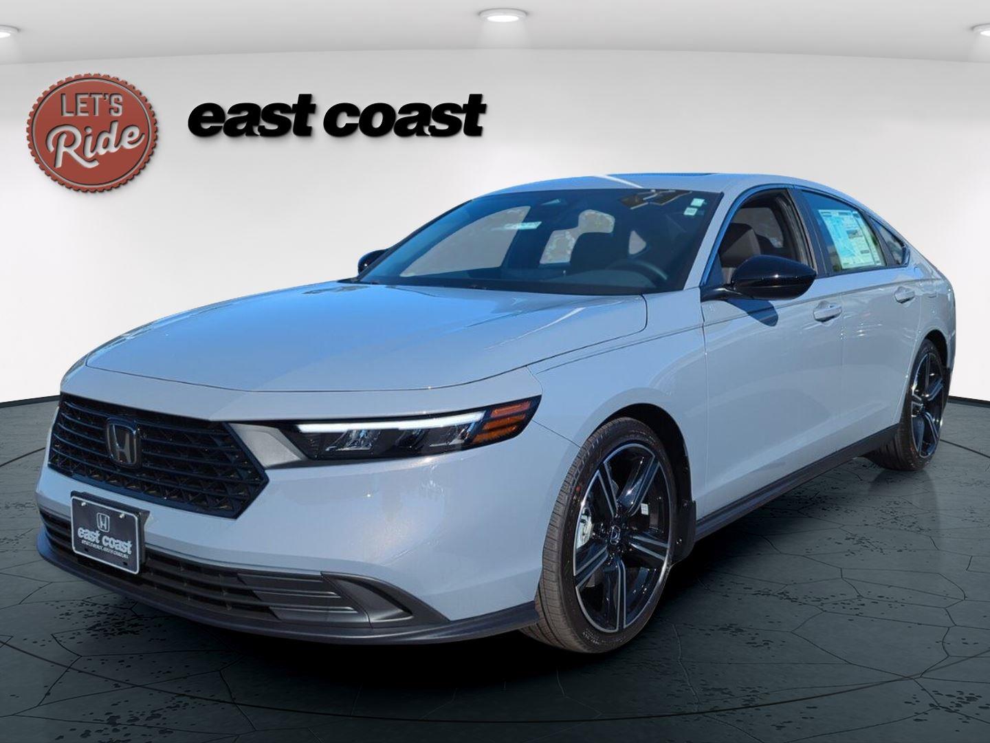 2025 Honda Accord Hybrid Sport's photo