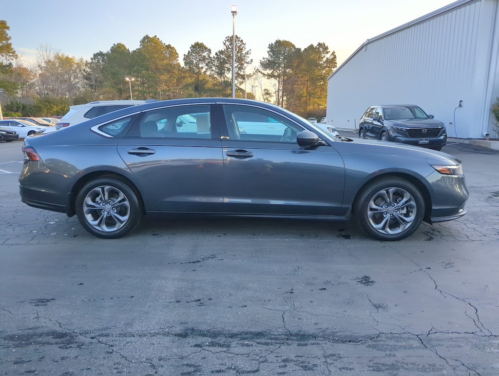 Used 2024 Honda Accord EX Sedan
