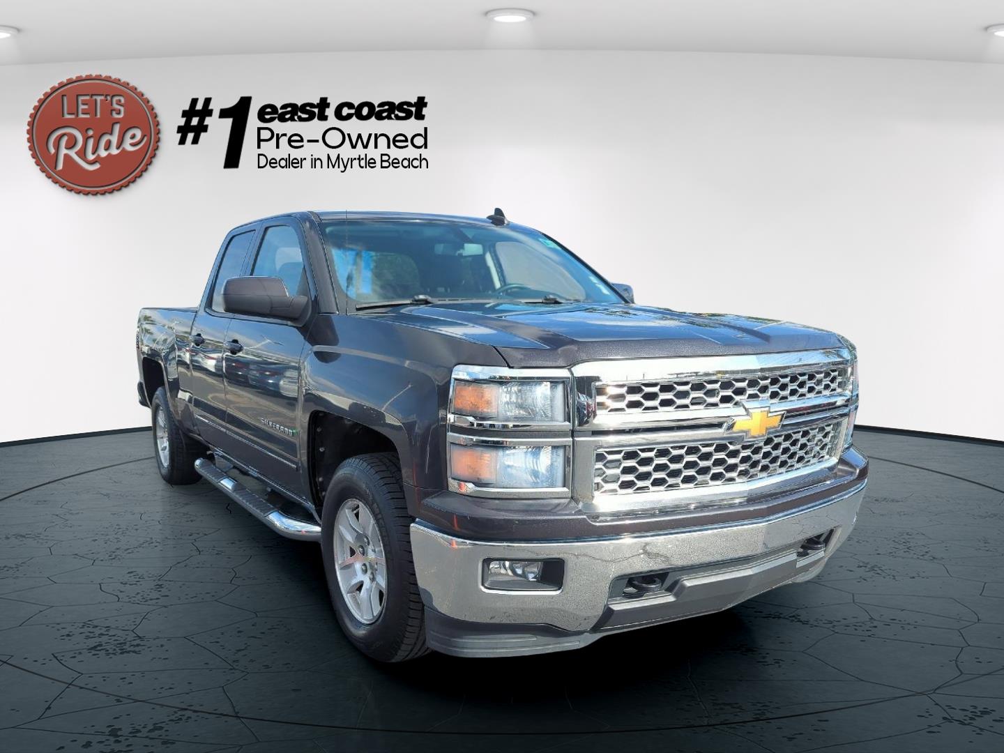 2015 Chevrolet Silverado 1500 LT photo 2