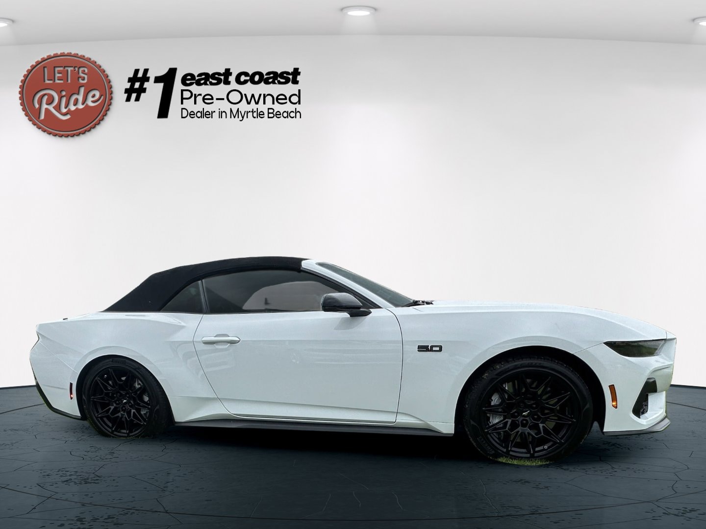 2024 Ford Mustang GT Premium - Photo 8