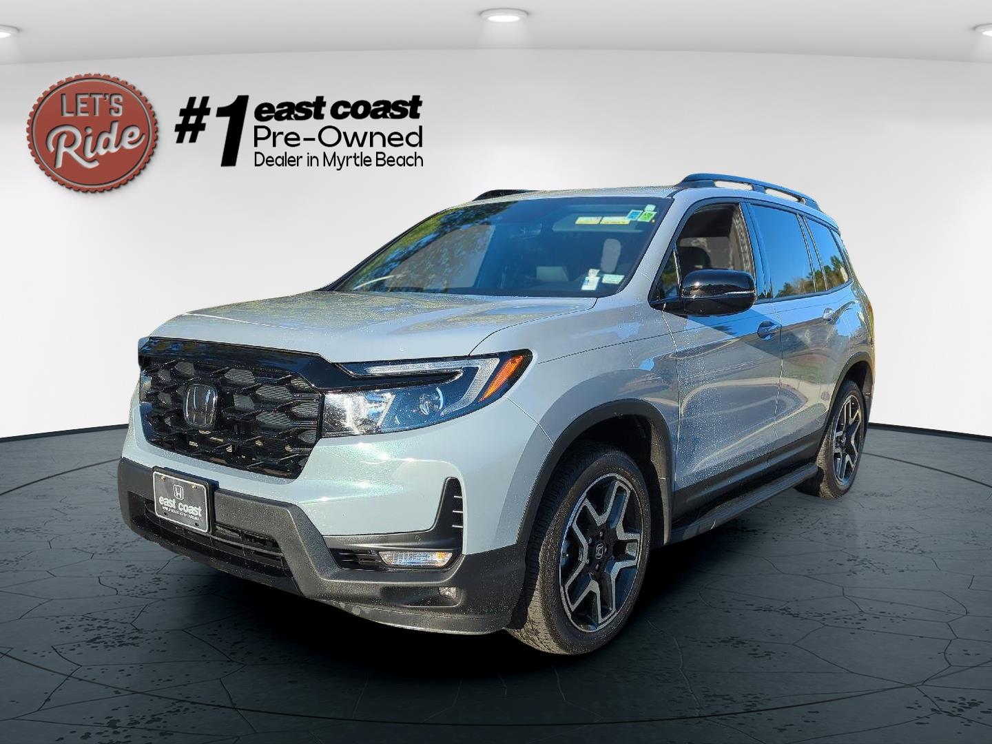 2023 Honda Passport Elite's photo