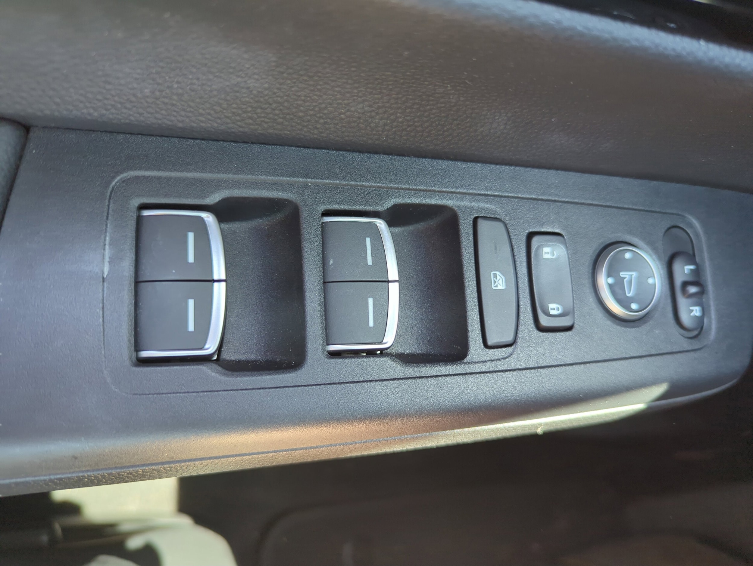 2024 Honda CR-V EX-L - Photo 25