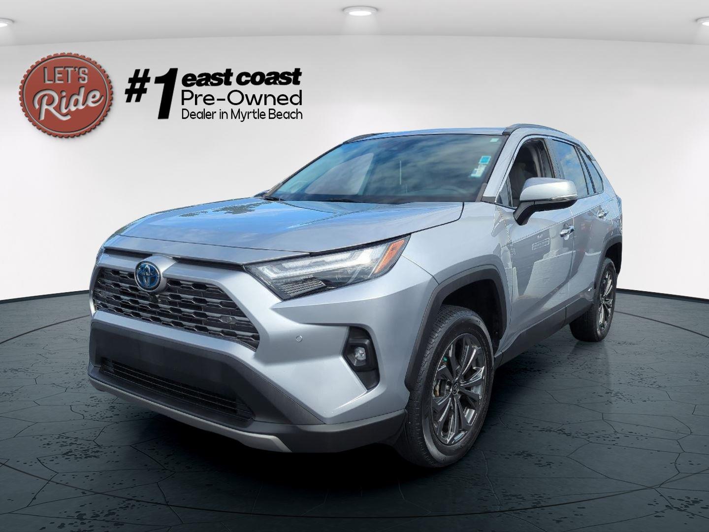 2022 Toyota RAV4 Limited's photo