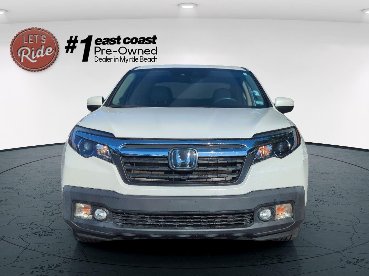 2020 Honda Ridgeline RTL photo 2