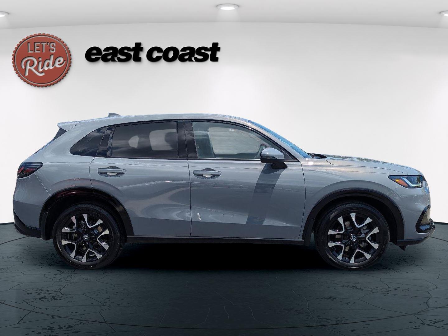 2026 Honda HR-V EX-L photo 4