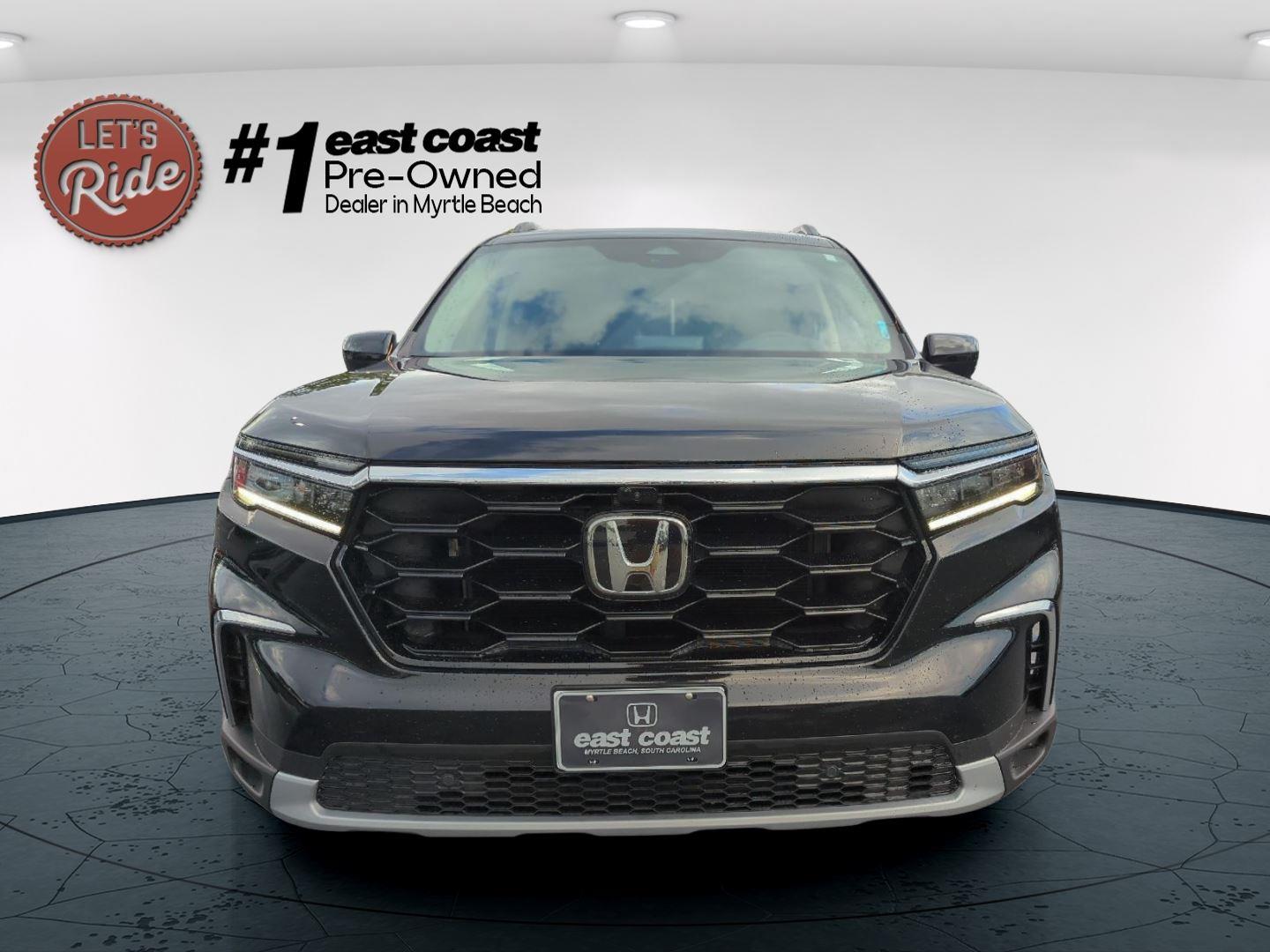 2025 Honda Pilot Elite photo 2