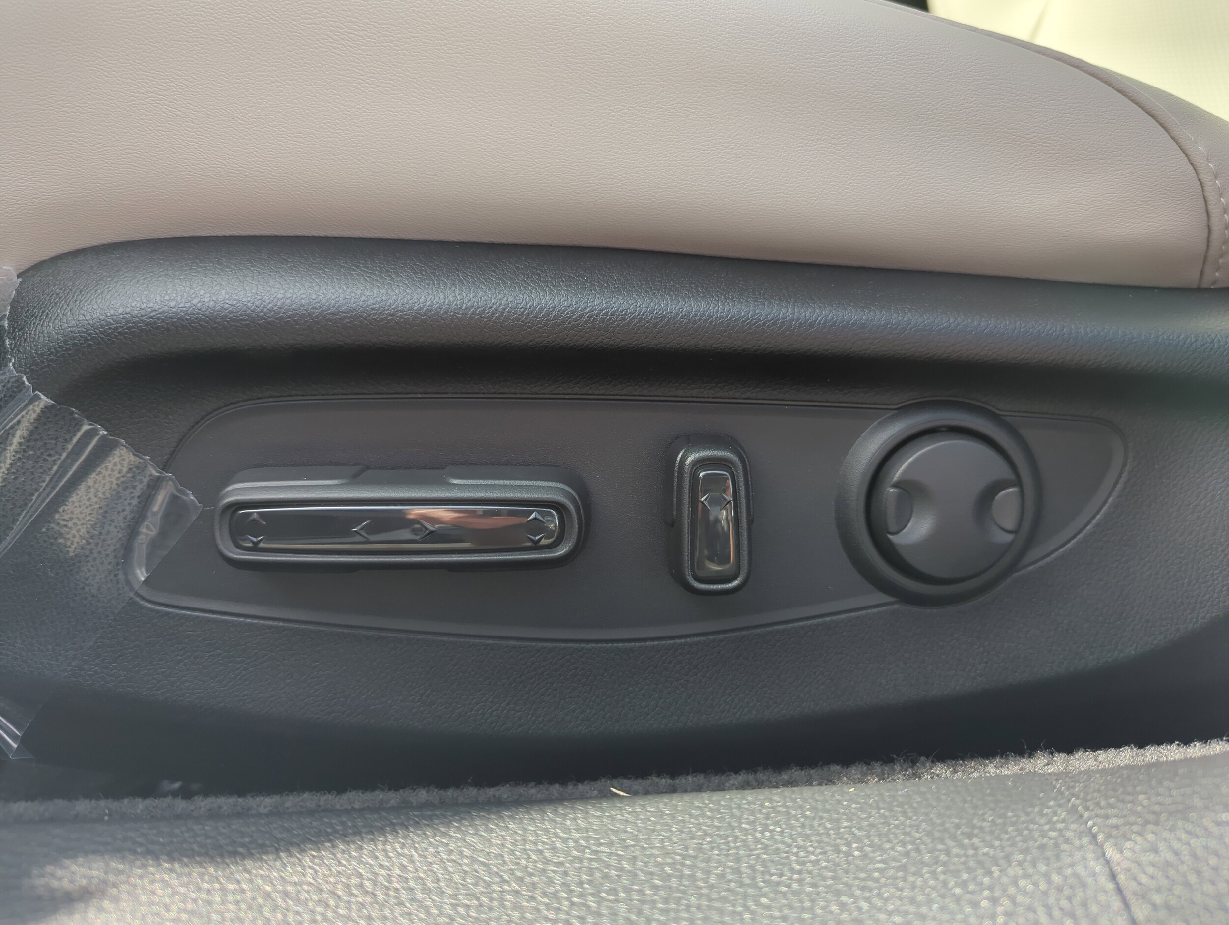 2026 Honda Accord Hybrid EX-L - Photo 16