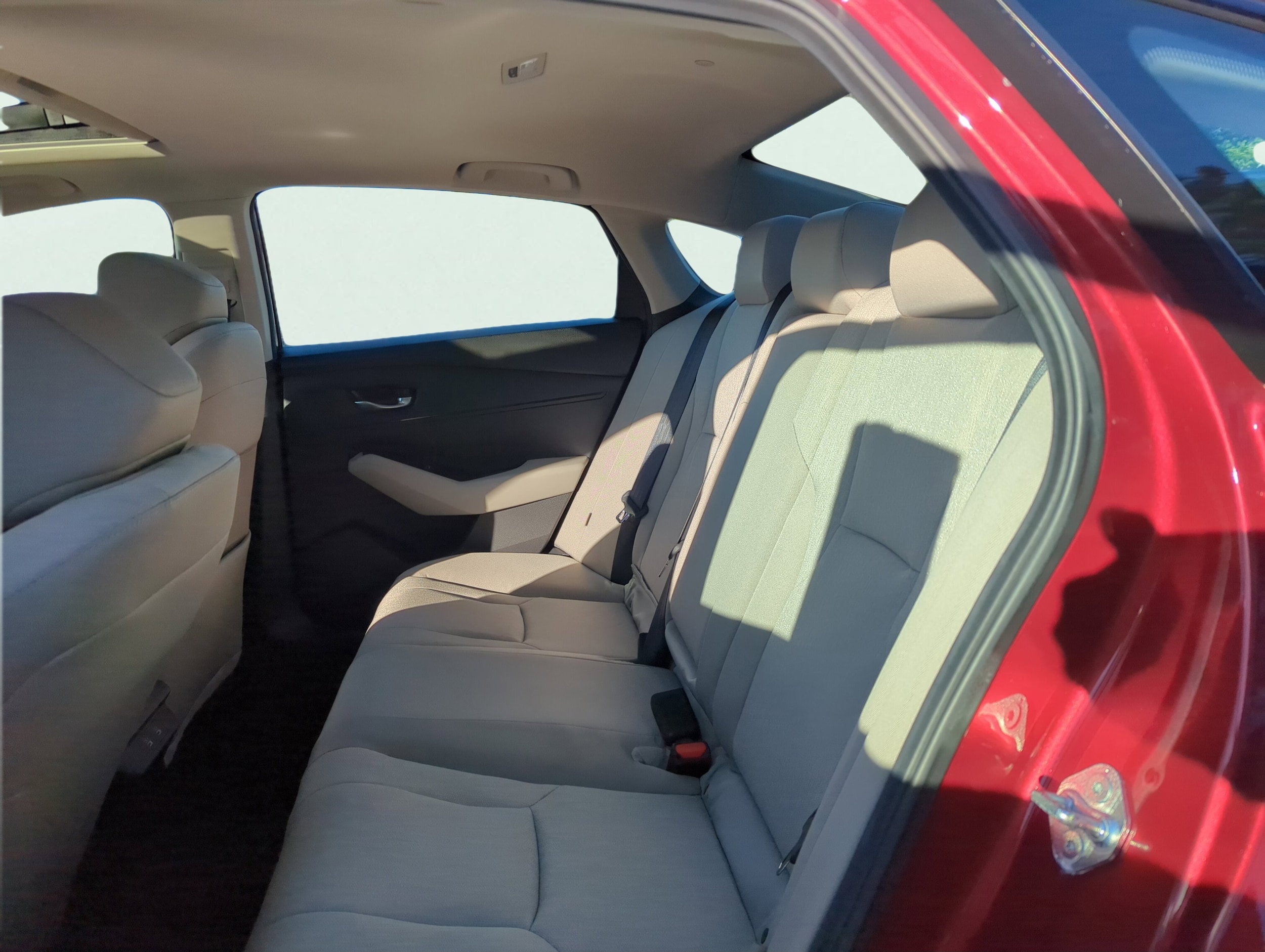 2025 Honda Accord SE - Photo 11