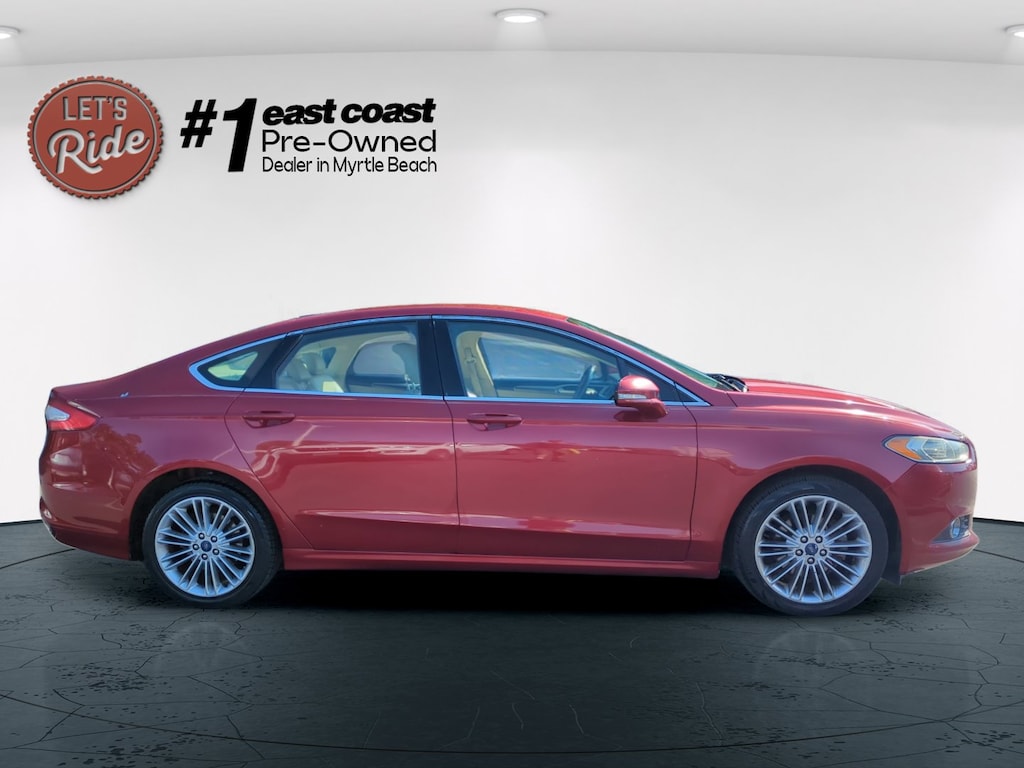 Used 2014 Ford Fusion SE Sedan