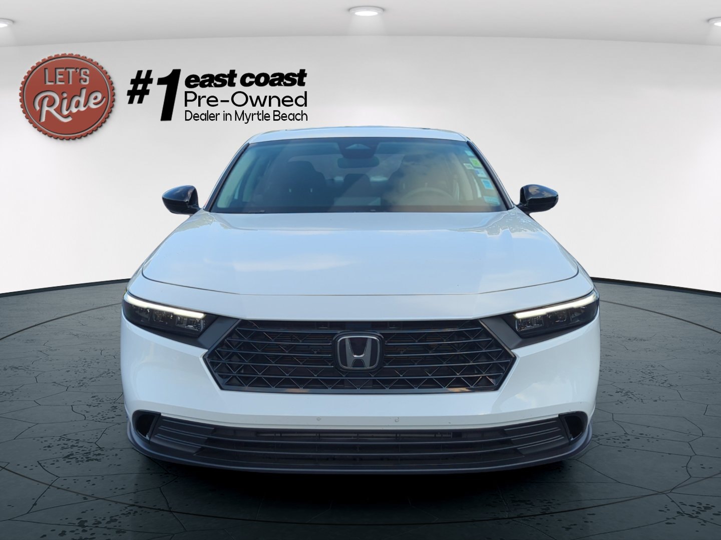 2025 Honda Accord SE - Photo 2