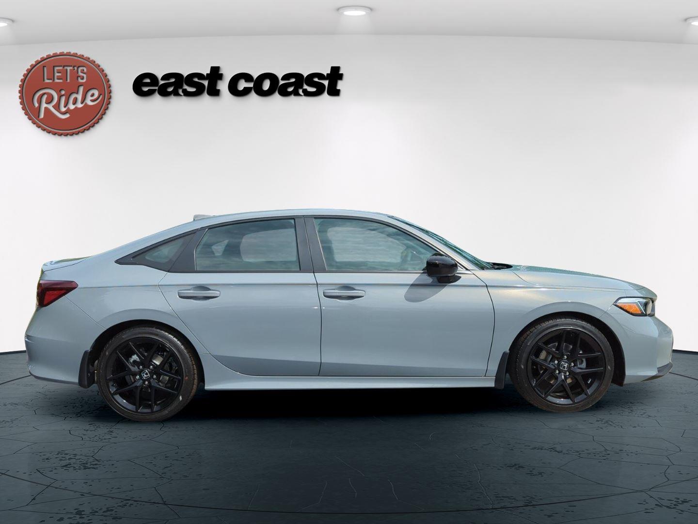 2026 Honda Civic Sport photo 4