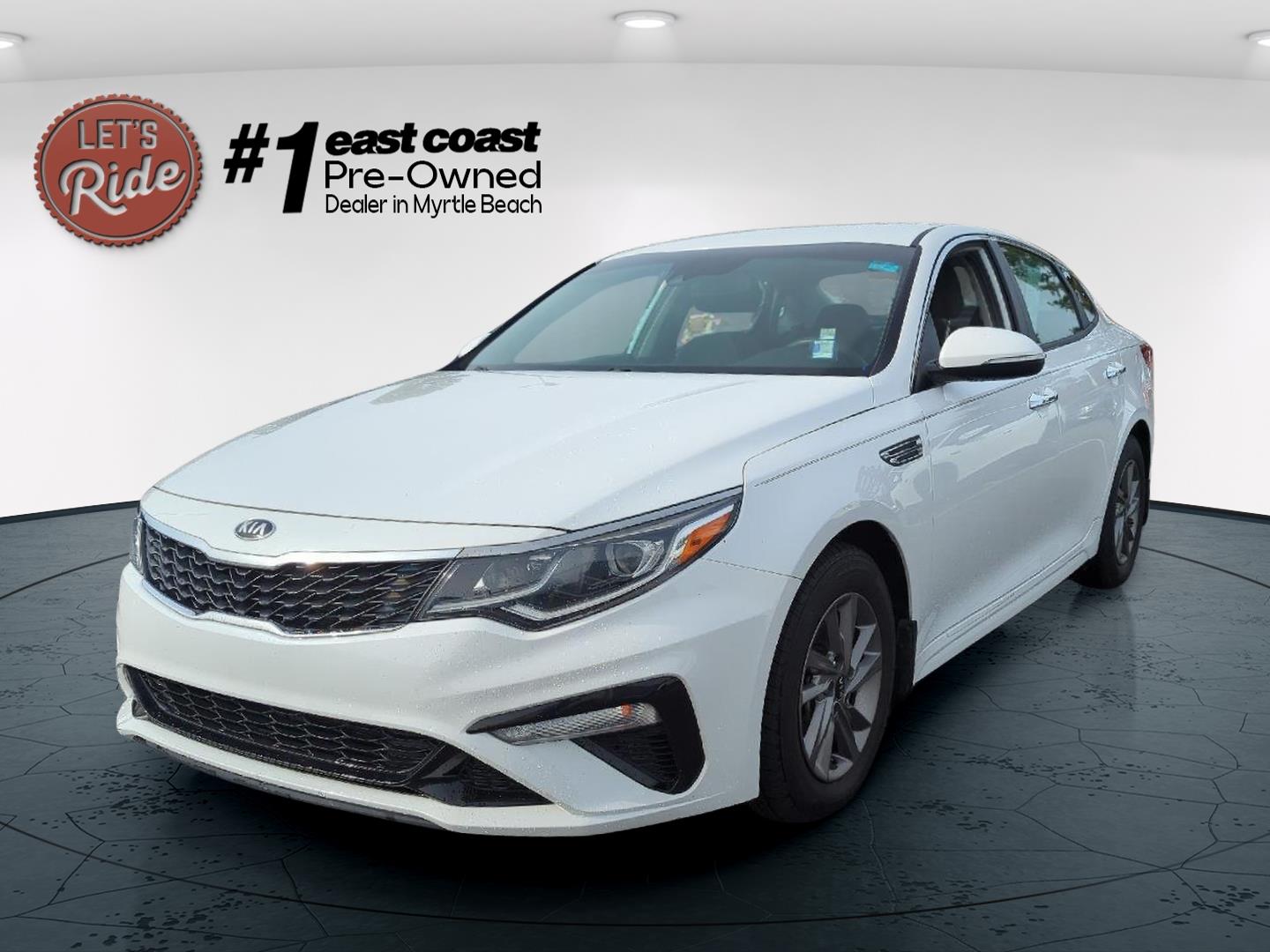 2020 Kia Optima LX's photo