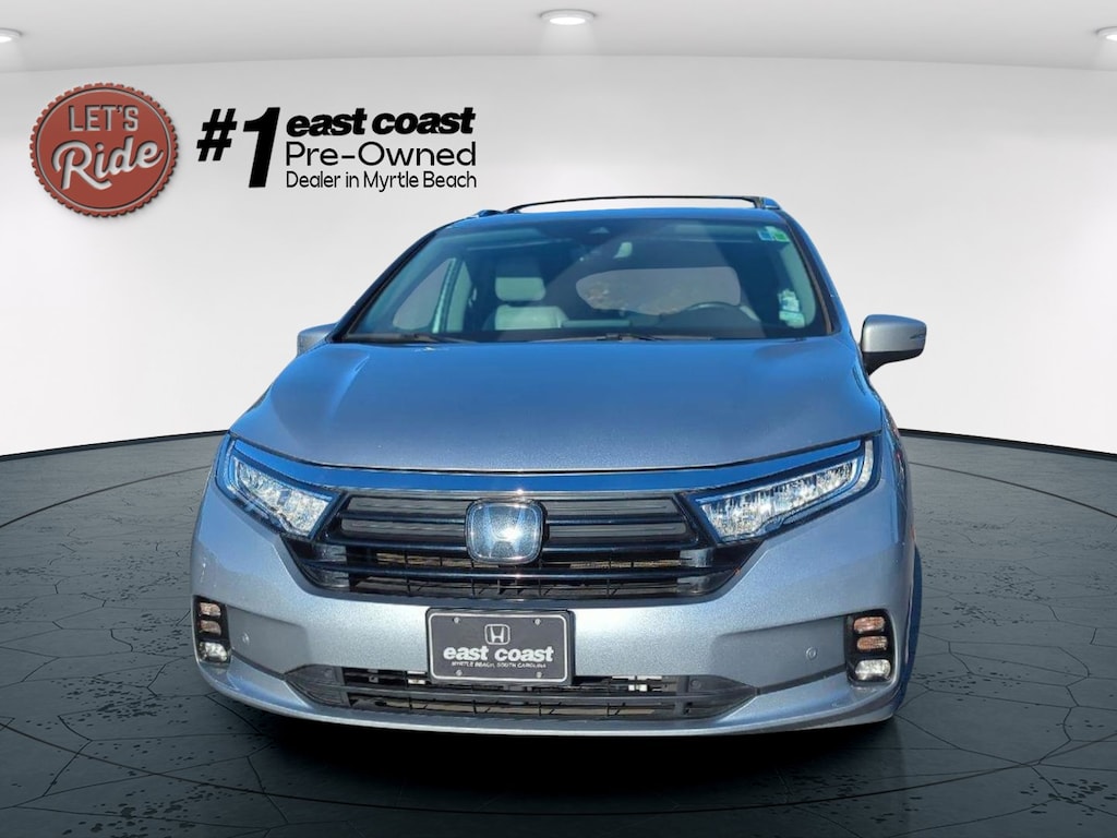 Certified 2023 Honda Odyssey Touring Van