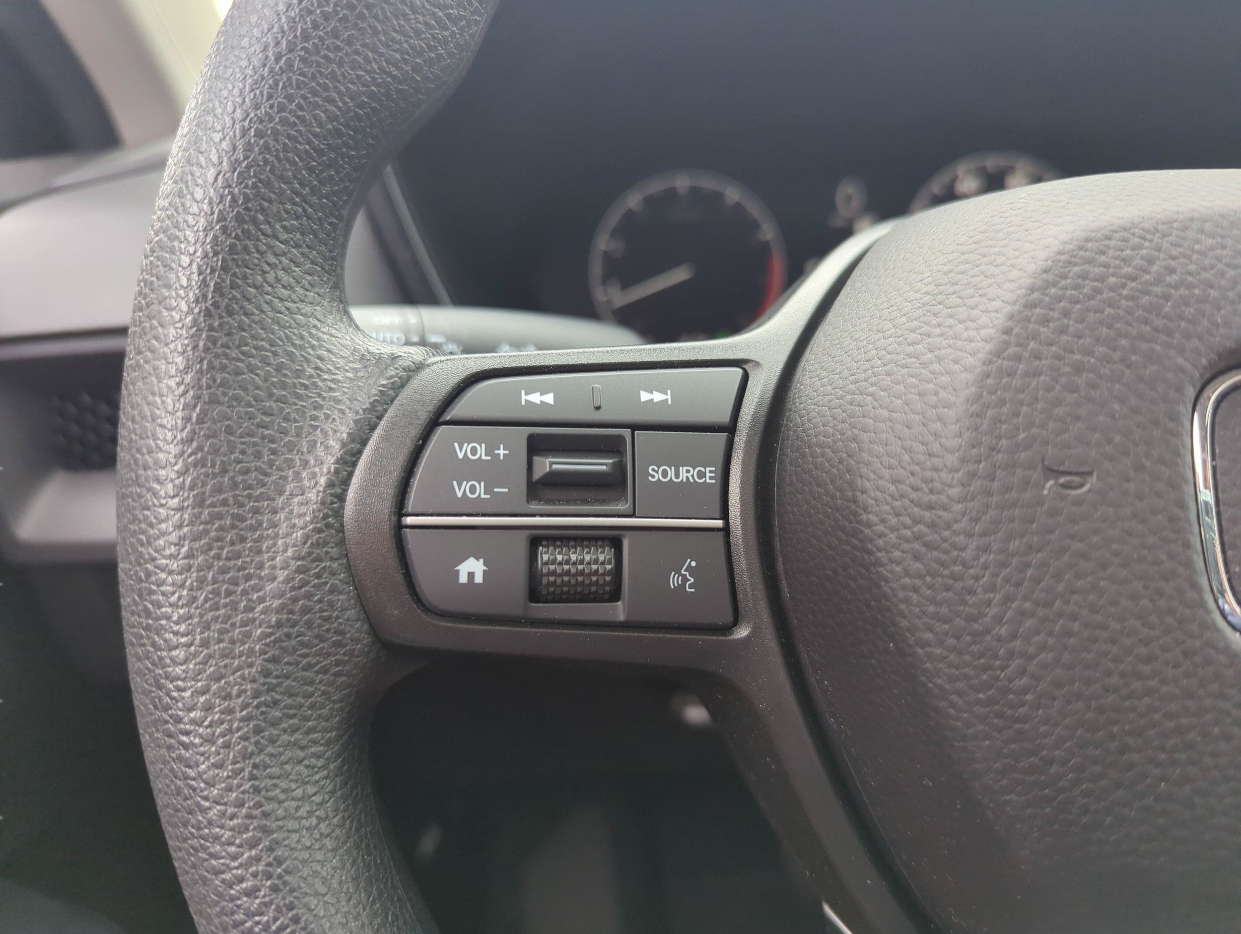 2025 Honda CR-V EX - Photo 18