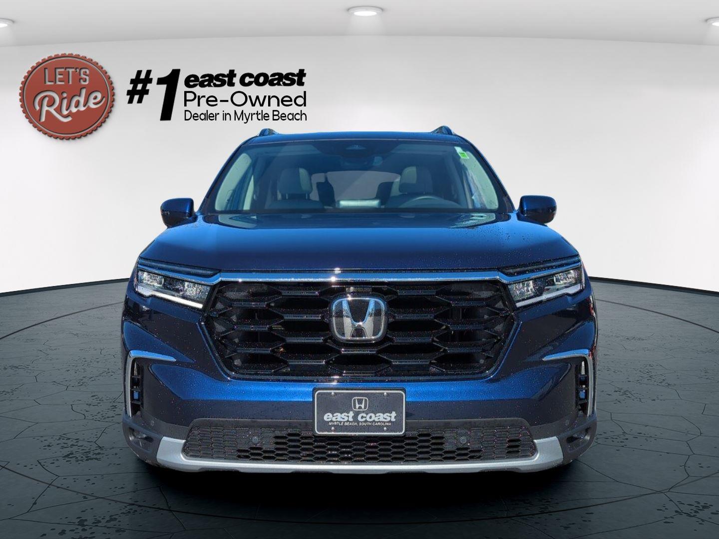 2025 Honda Pilot Touring photo 3