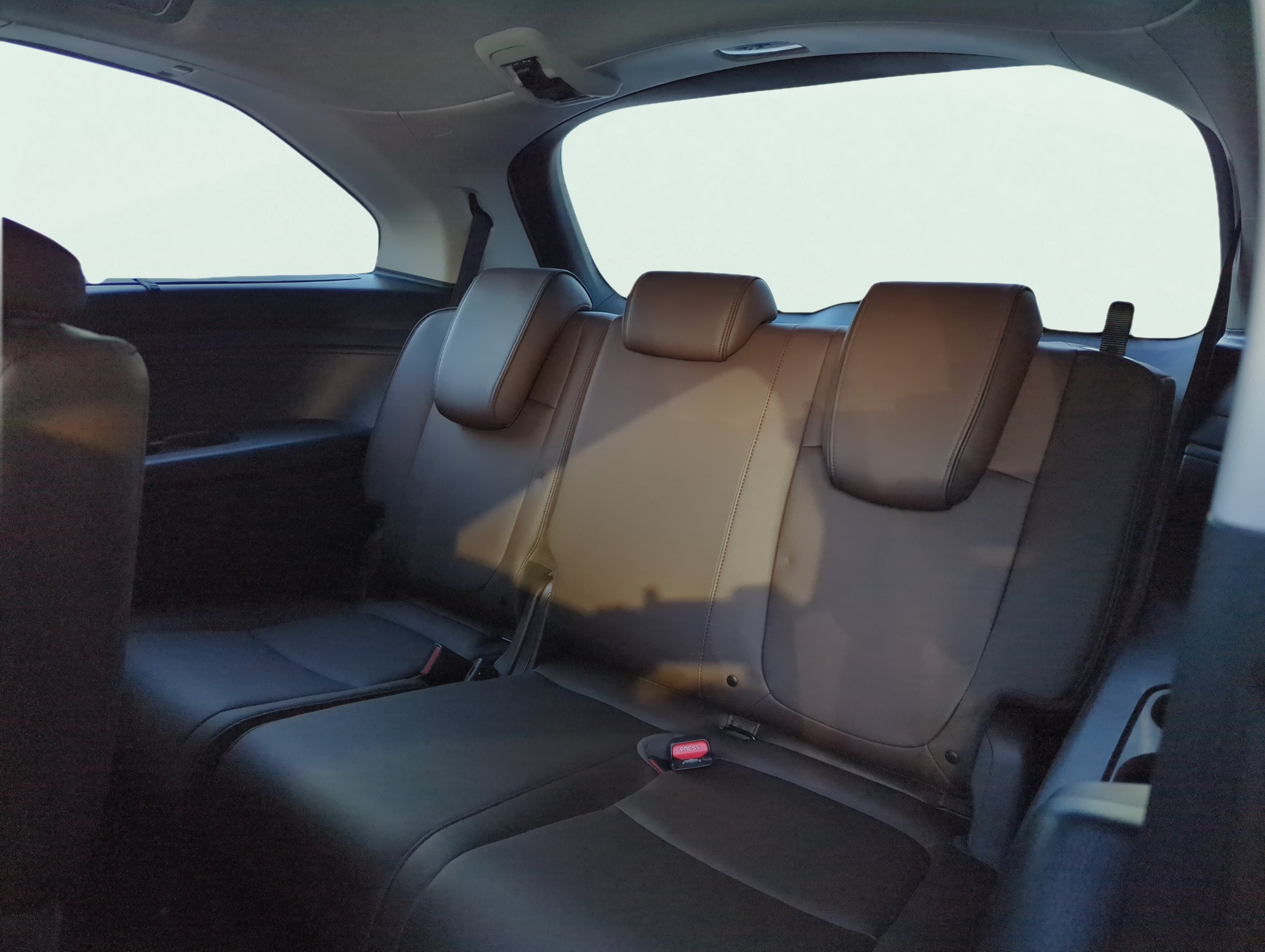 2025 Honda Odyssey Touring - Photo 18