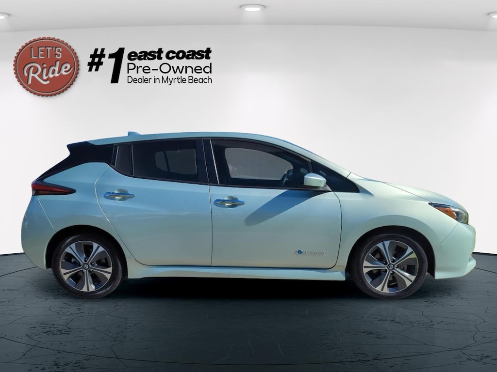 Used 2018 Nissan LEAF SV Hatchback