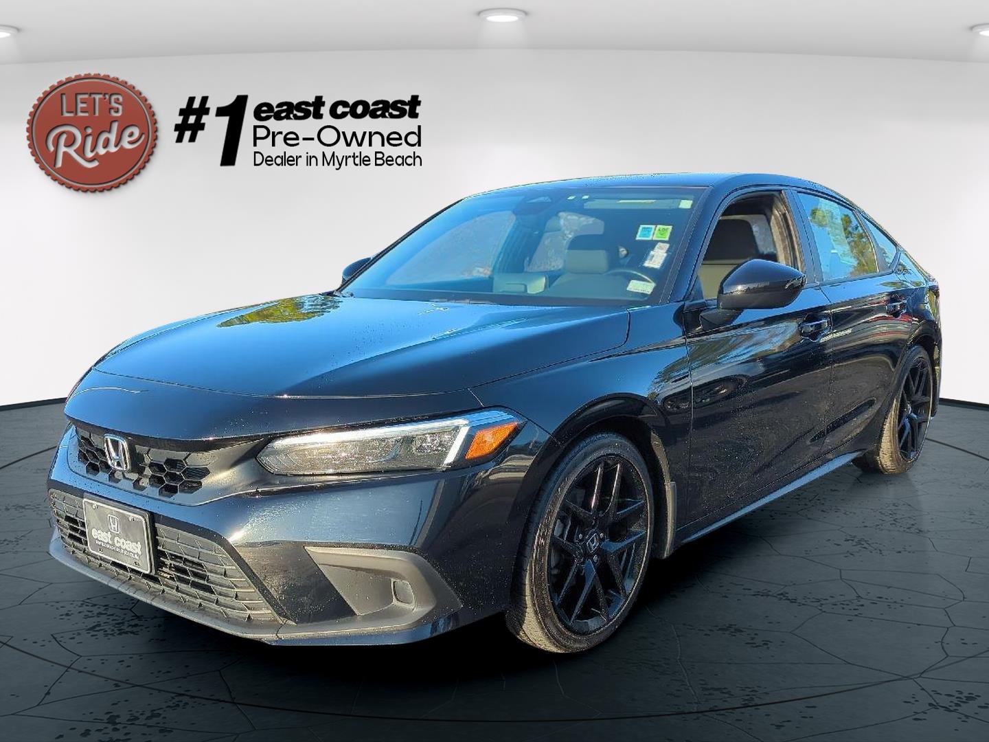 2024 Honda Civic Hatchback Sport's photo